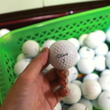 Bóng golf cũ Titleist Pro V1 từ Titleist