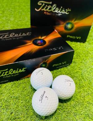 Bóng Golf Titleist Pro V1 2023 từ Titleist